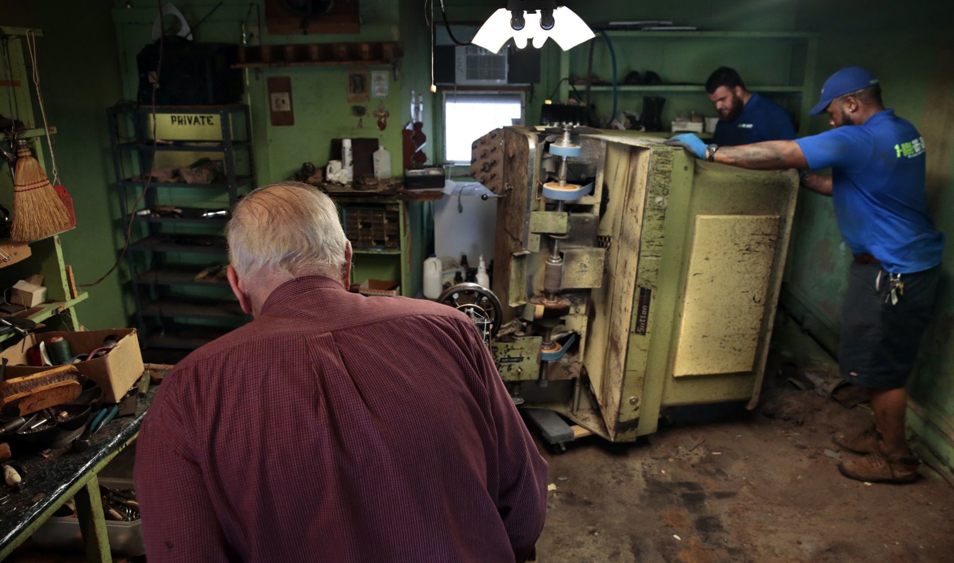 Fifty years an Affton cobbler, John's Shoe Repair disappears